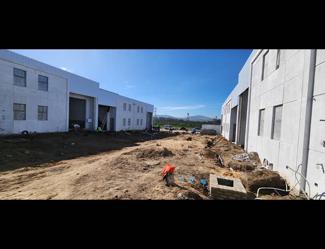 132M² WAREHOUSE FOR SALE IN RIVERGATE